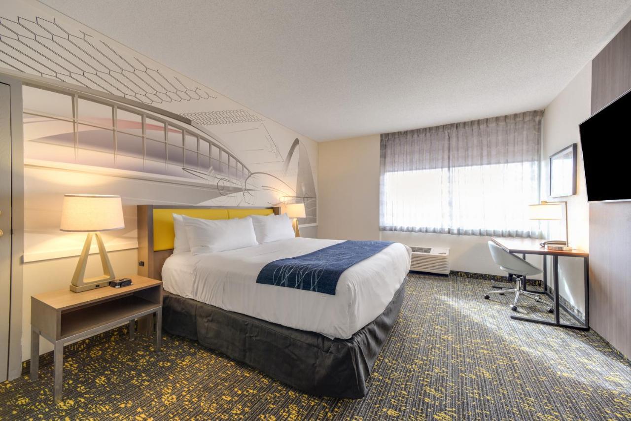 Saint Louis Airport Hotel Woodson Terrace Exteriér fotografie